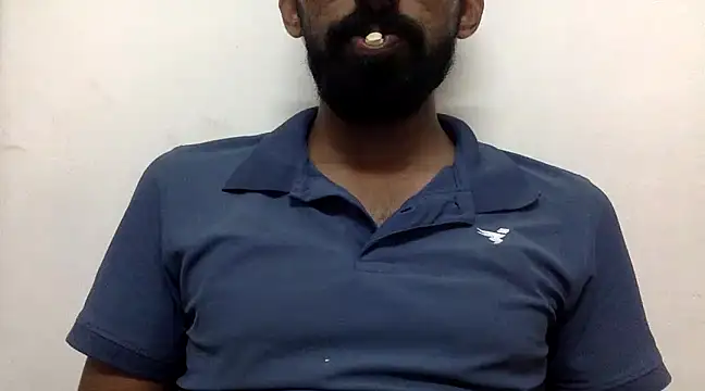 Snapshot of ASIF_F chatting on December 11, 2024, 4:20 pm ASIF F online show from December 11, 2024, 4:20 pm