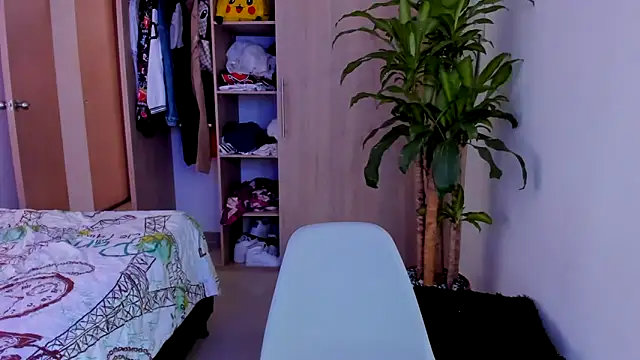 aldrinwhite online show from November 30, 2025, 2:51 pm