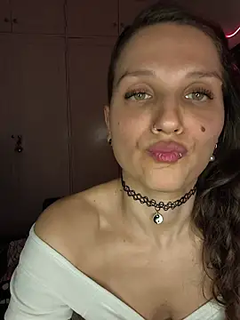 galaxiaa23 online show from December 18, 2025, 4:50 am