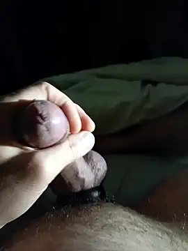 Snapshot of demoniczny82 chatting on December 17, 2024, 11:27 pm demoniczny82 online show from December 17, 2024, 11:27 pm