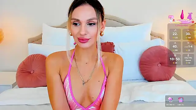 MissLoou online show from October 31, 2025, 6:21 am