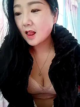 Snapshot of AHL756 chatting on January 21, 2025, 2:22 am AHL756 online show from January 21, 2025, 2:22 am