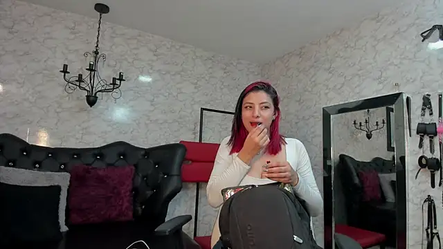 TAFITASLAVE online show from June 21, 2026, 10:37 pm