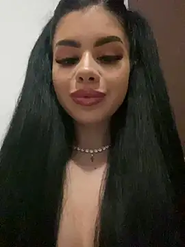 Snapshot of Ameliablack_1 chatting on January 18, 2025, 5:31 am Ameliablack 1 online show from January 18, 2025, 5:31 am