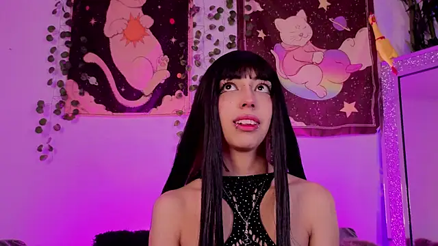 Nyx nayla online show from December 16, 2025, 7:01 am