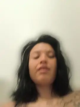 Snapshot of LorenRosse chatting on July 14, 2026, 8:59 pm LorenRosse online show from July 14, 2026, 8:59 pm