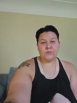 DevilDahm online show from July 31, 2026, 12:04 pm