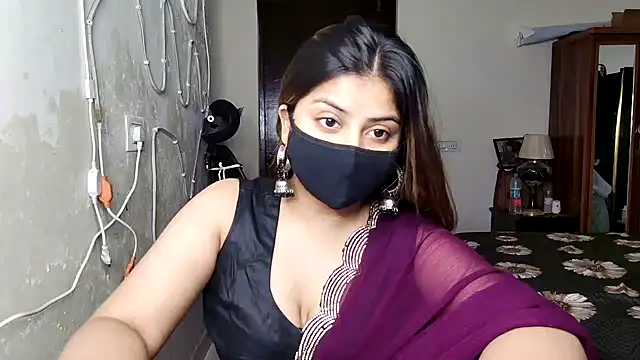 Hoty-Shivangi online show from June 24, 2026, 8:28 pm