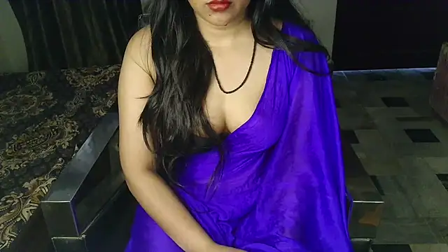 Snapshot of aarushi_sharmaa chatting on May 21, 2026, 4:43 am aarushi sharmaa online show from May 21, 2026, 4:43 am