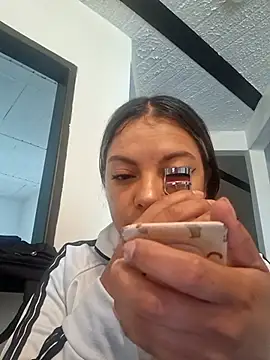 Daila 20  online show from December 2, 2025, 12:51 pm