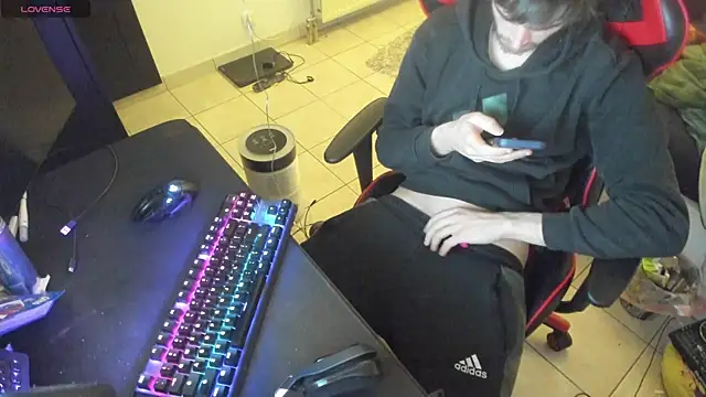 AnusPlayer online show from December 8, 2024, 4:18 pm