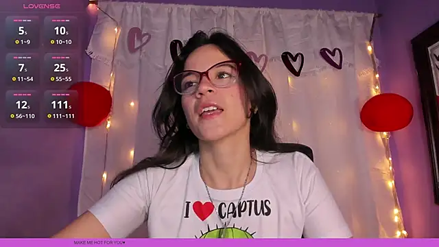 DalilaMassu online show from February 11, 2025, 6:22 pm