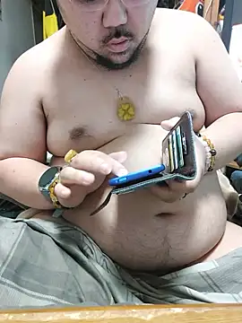 zeusu0095 online show from April 6, 2026, 9:54 am