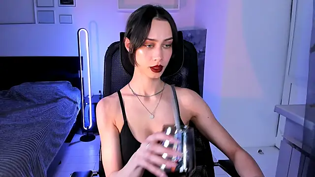 Snapshot of unaericaabistrong chatting on February 20, 2026, 7:49 pm unaericaabistrong online show from February 20, 2026, 7:49 pm