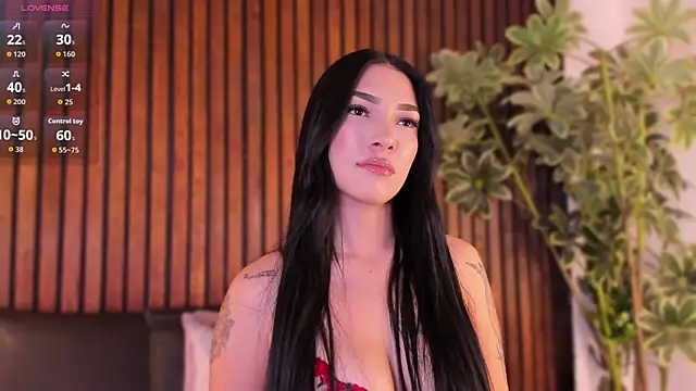 Jennmiiller  online show from October 30, 2025, 12:25 pm