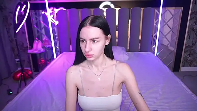 Snow WhiteeeX online show from April 11, 2026, 5:48 am