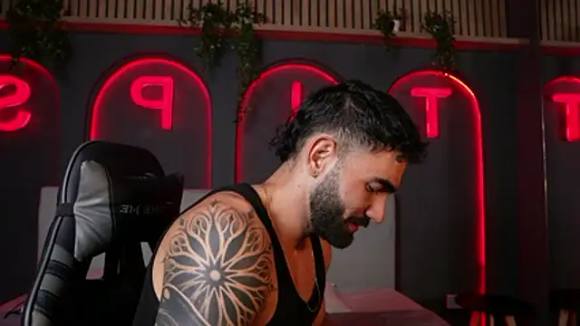 Austin bolt online show from October 30, 2025, 3:27 am