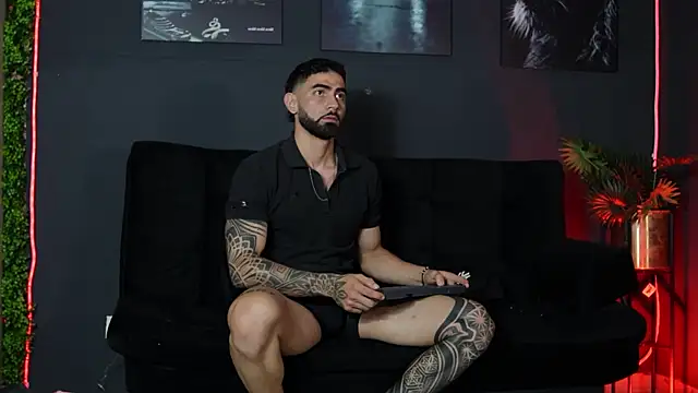 Austin bolt online show from December 20, 2025, 2:14 am