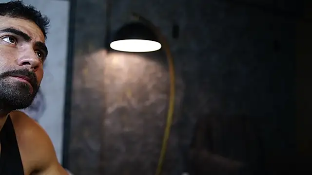 Snapshot of Austin_bolt chatting on February 3, 2026, 2:21 am Austin bolt online show from February 3, 2026, 2:21 am