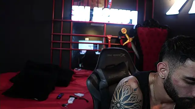 Snapshot of Austin_bolt chatting on February 20, 2026, 2:30 am Austin bolt online show from February 20, 2026, 2:30 am