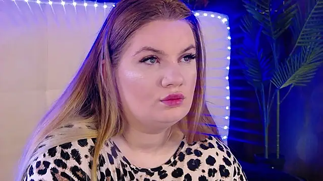 MelanieBrownn online show from April 20, 2026, 4:48 am