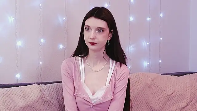 KimWilli online show from January 16, 2025, 4:18 pm