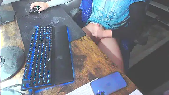 WouldLovetoFuckYou666 online show from January 10, 2026, 2:45 pm