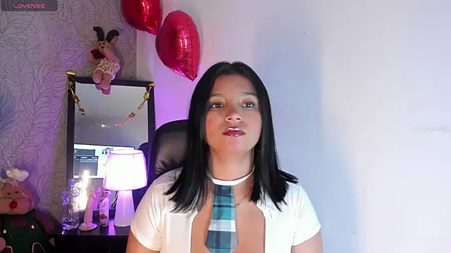 Snapshot of Candys_victoria chatting on February 12, 2026, 2:44 am Candys victoria online show from February 12, 2026, 2:44 am