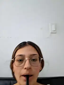 Ary-18 online show from March 3, 2026, 1:40 pm