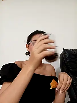 Ary-18 online show from October 10, 2025, 2:07 pm