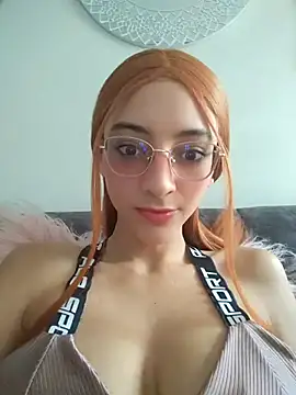 Snapshot of Dani_pegin chatting on February 9, 2026, 1:09 pm Dani pegin online show from February 9, 2026, 1:09 pm