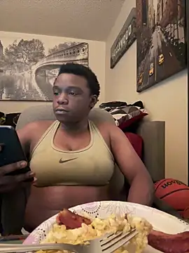 TransboyJay online show from April 6, 2026, 5:25 pm