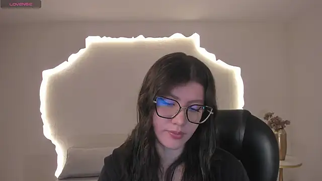 AmberFarrell online show from June 8, 2026, 8:31 pm
