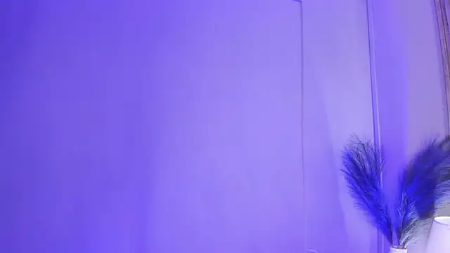 HannaPaola online show from March 28, 2026, 10:33 pm