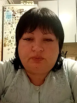 Snapshot of Marina376 chatting on October 31, 2025, 9:32 pm Marina376 online show from October 31, 2025, 9:32 pm