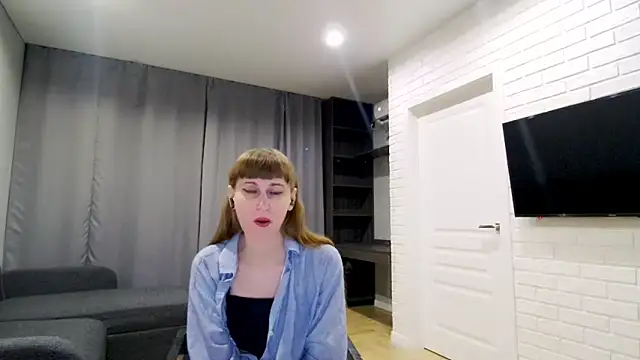 Daniella Lorente online show from November 27, 2025, 12:44 am