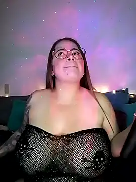 soofy   online show from July 30, 2026, 3:38 am