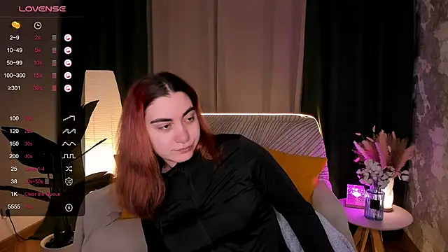 hannacheekss  online show from March 4, 2026, 2:08 am