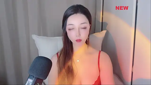 Snapshot of Ssssss520 chatting on March 18, 2025, 9:01 am Ssssss520 online show from March 18, 2025, 9:01 am