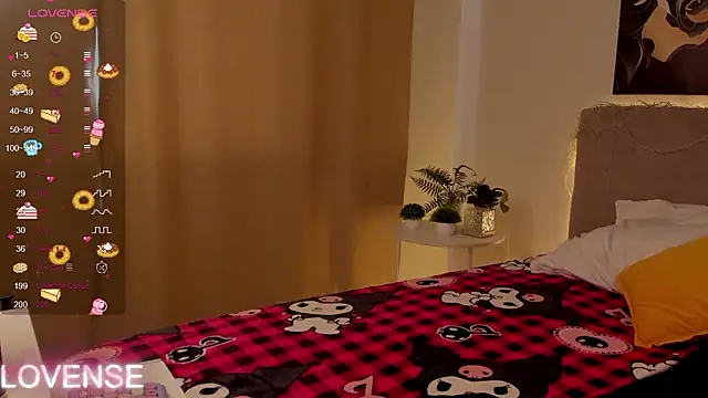 Emily Strikeee online show from March 23, 2026, 4:23 am