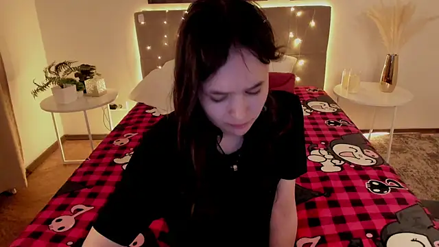 Emily Strikeee online show from May 29, 2026, 1:55 am