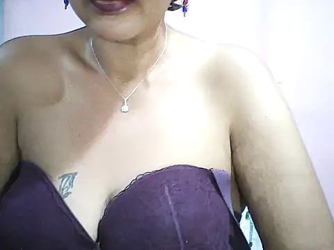 Snapshot of layanah12 chatting on September 26, 2025, 4:30 am layanah12 online show from September 26, 2025, 4:30 am