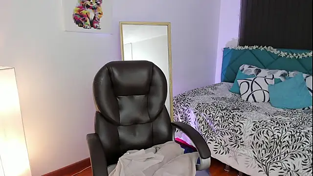 Escarlett Wii online show from October 9, 2025, 1:11 pm