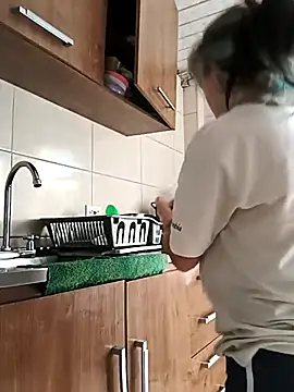 Tefannyy  online show from March 12, 2026, 1:15 pm