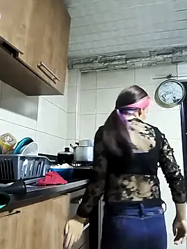 Tefannyy  online show from January 17, 2026, 2:48 am