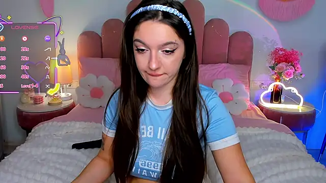 GiaCale online show from November 14, 2025, 1:26 pm