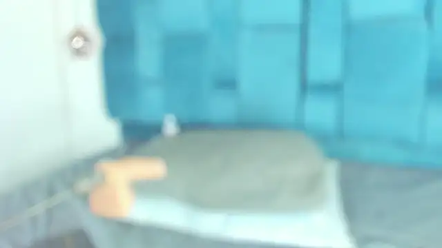 mia  fernandez online show from February 5, 2026, 7:10 pm