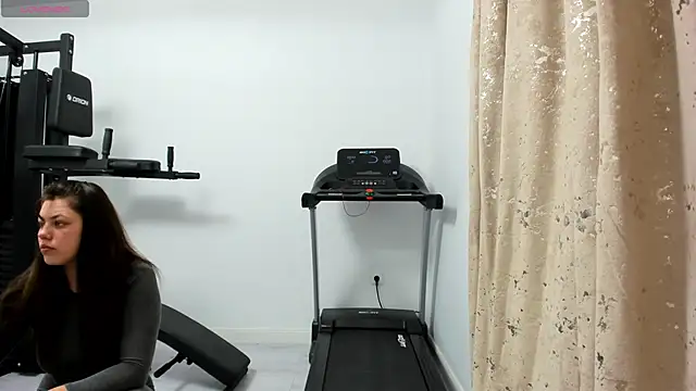 Snapshot of leeya_lee chatting on November 5, 2025, 8:34 pm leeya lee online show from November 5, 2025, 8:34 pm