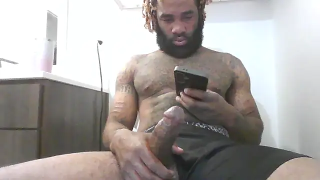 GoodGirlLover13 online show from February 5, 2026, 3:46 am