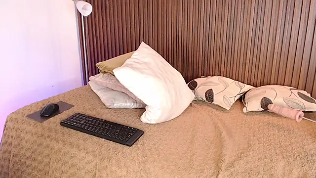 Ifis tiresia1 online show from December 3, 2025, 11:25 pm